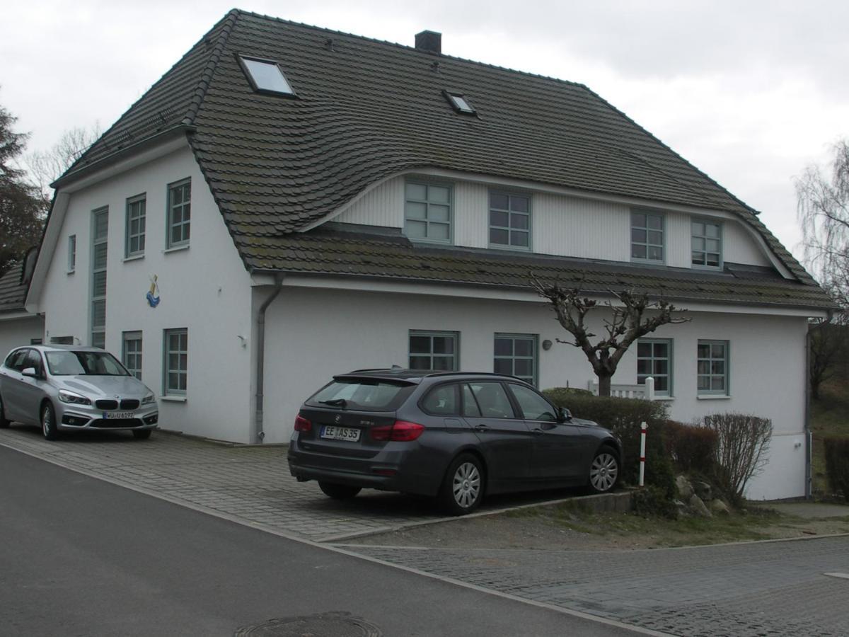 Traumblick Und Komfort - Lichtdurchflutete 85 Qm Wohnung Nahe Suedstrand Goehren Inklusive Schwimmbad Und Sauna Im Ahoi Sellin Bagian luar foto