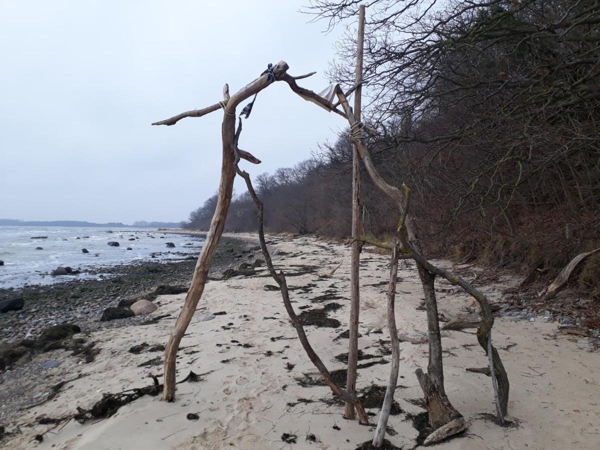 Traumblick Und Komfort - Lichtdurchflutete 85 Qm Wohnung Nahe Suedstrand Goehren Inklusive Schwimmbad Und Sauna Im Ahoi Sellin Bagian luar foto